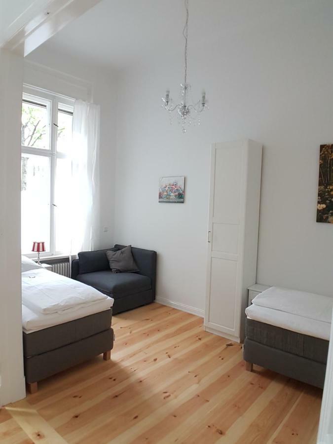 Lang Re By Rockchair Apartments L Superhost Status L 2 Bedrooms Boxspringbeds In City Center - Cozy Family & Business Flair Welcomes You! Berlim Exterior foto