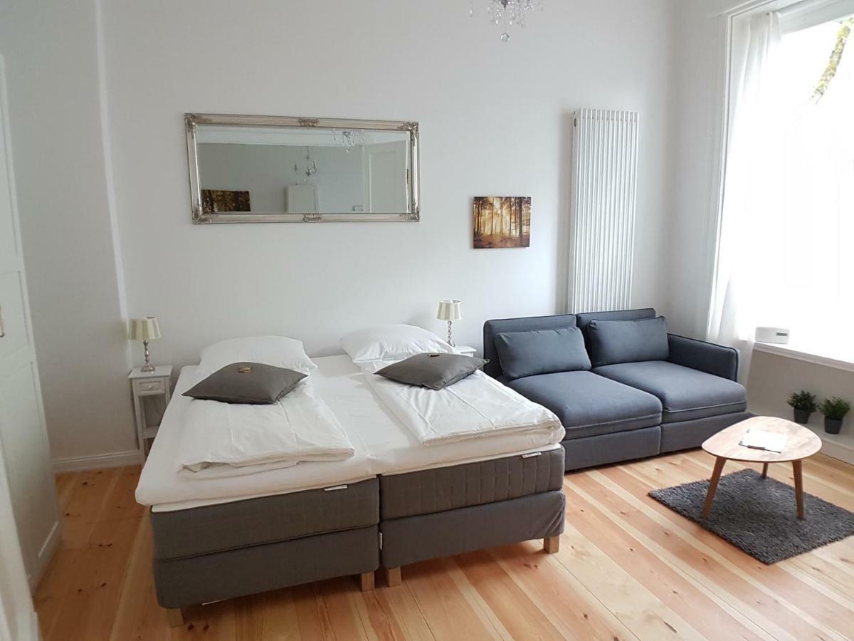 Lang Re By Rockchair Apartments L Superhost Status L 2 Bedrooms Boxspringbeds In City Center - Cozy Family & Business Flair Welcomes You! Berlim Exterior foto